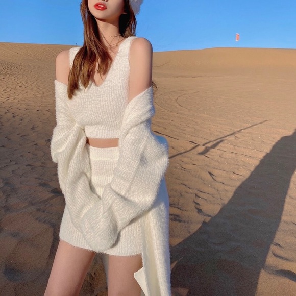 Sweater cardigan 3PCS SET skirt crop top fuzzy eyelash white soft womens - Picture 2 of 15
